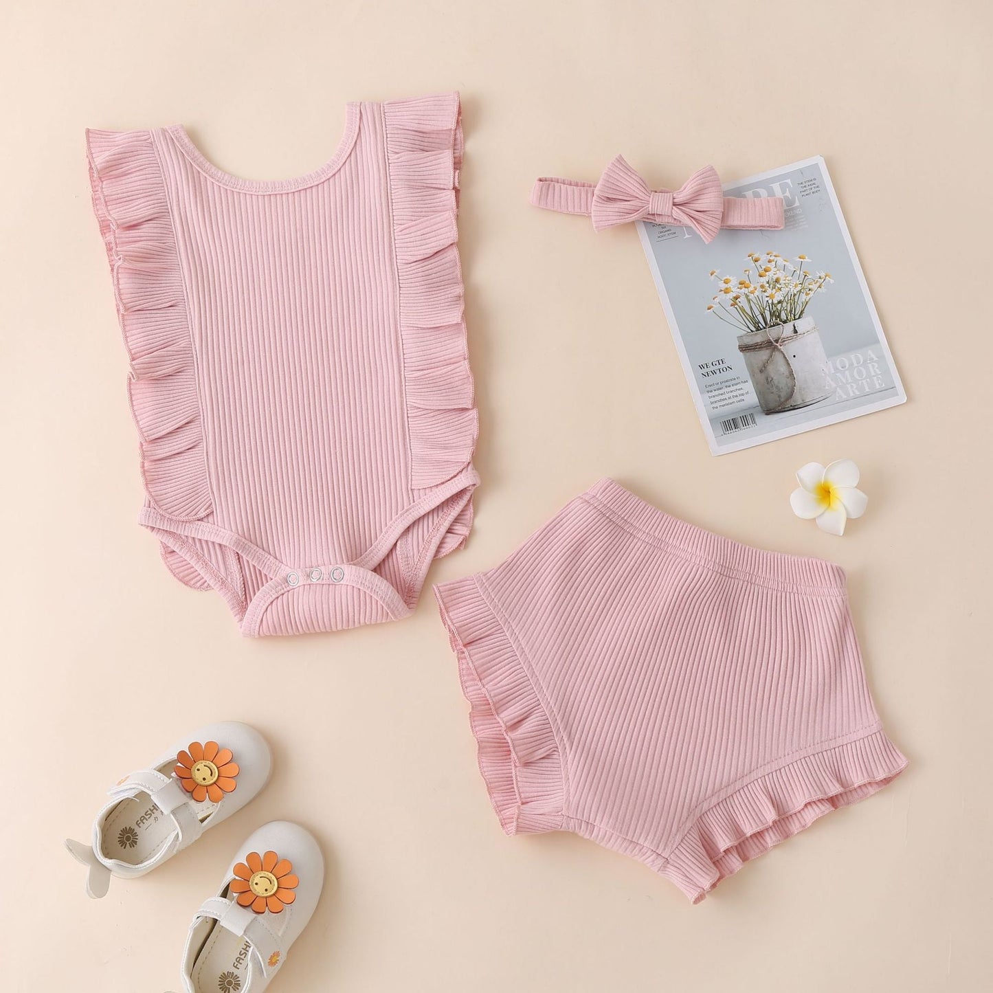 3 Pieces Set Baby Girls Solid Color Shorts And Bow Headwear