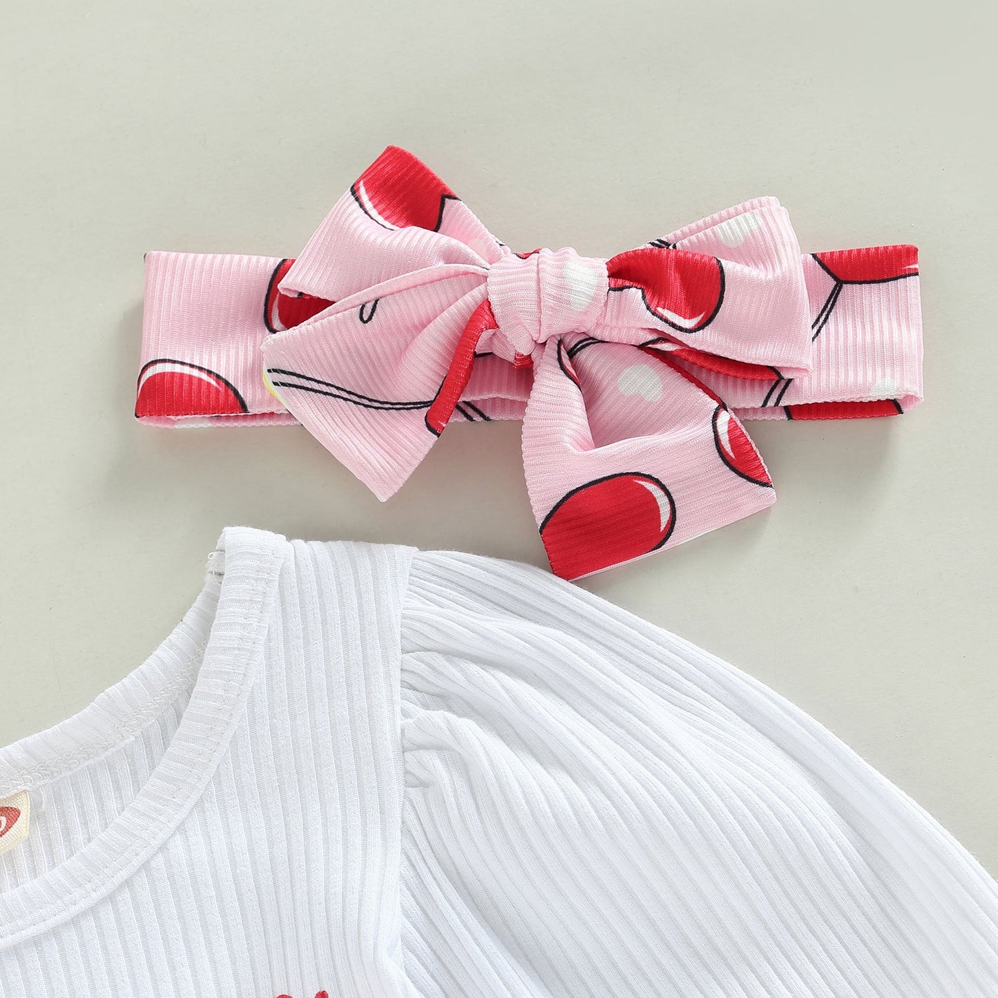 3 Pieces Set Baby Girls Valentine's Day Letters Love heart Print Rompers And Pants And Bow Headwear Wholesale 221229389