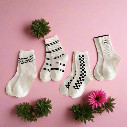 4 Pairs Unisex Striped Checked Accessories Socks