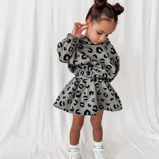 Wholesale of Cotton Children's Spring and Autumn Pullovers, Children's Clothing with Leopard Print