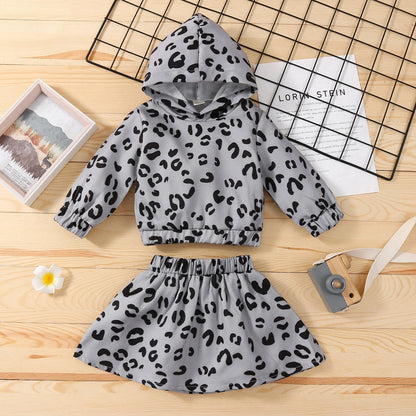 Wholesale of Cotton Children's Spring and Autumn Pullovers, Children's Clothing with Leopard Print