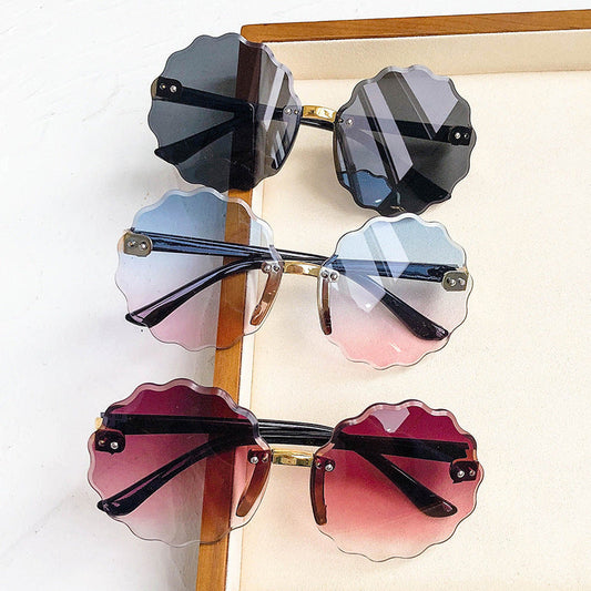 Wholesale Kids Cut Edge Flower Fashion Sunglasses